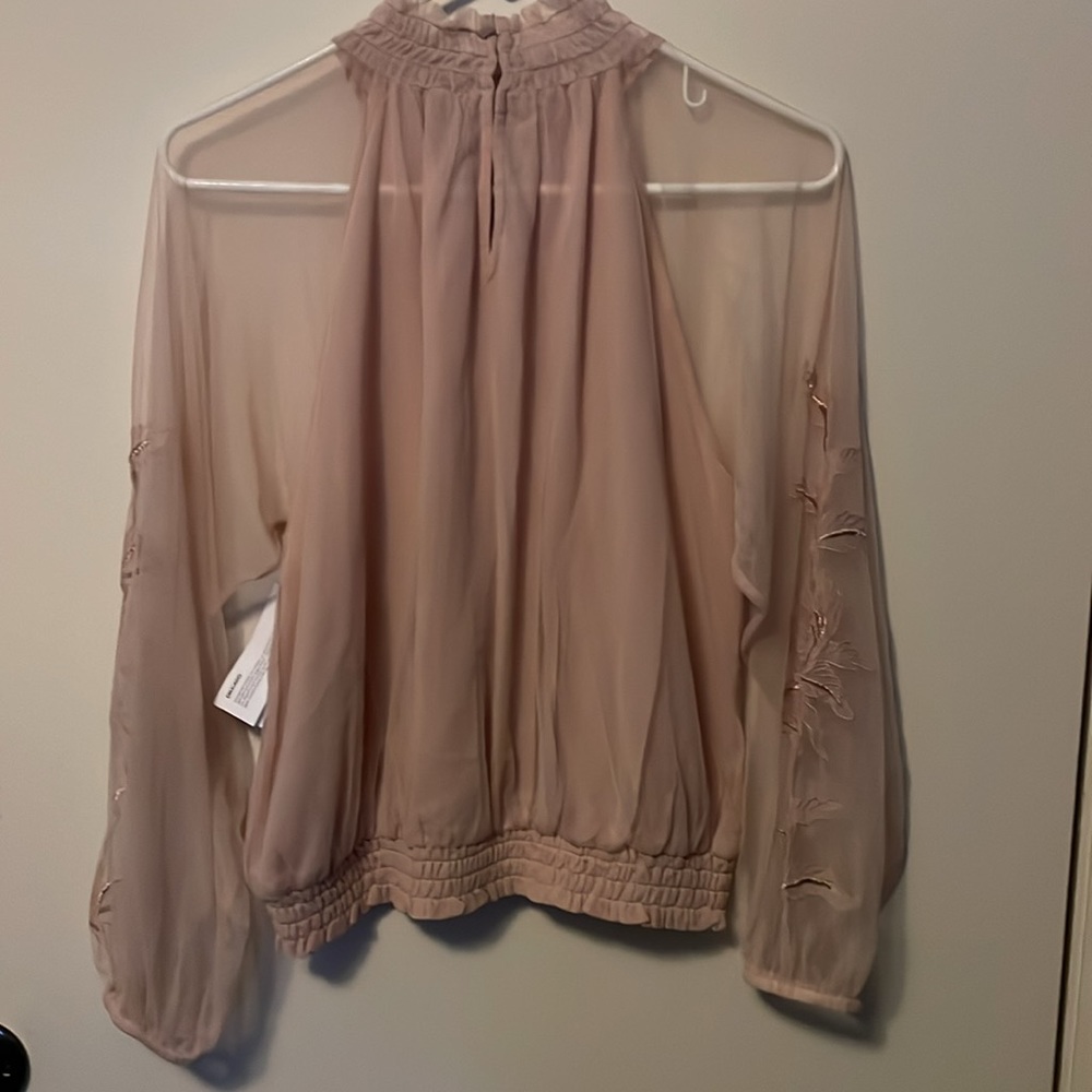 NWT GUESS‎ Women's Luissa Sheer Mock Neck Top Medium - Picture 8 of 8